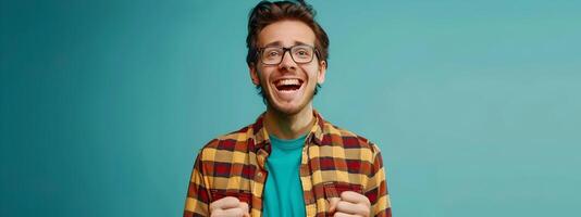 Young Journalist Pursuing Success A Vivid Portrait of Happiness and Dedication photo