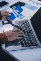 How to use facebook ads to drive traffic to your website photo