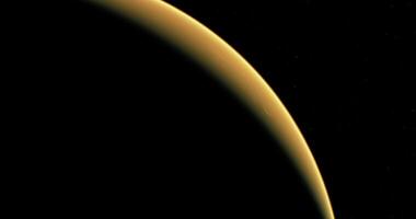 Capturing the breathtaking curve of Mars at dawn from space video