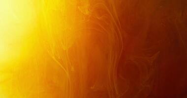 Two colors blend into one another with a gradient, slowly overflowing photo