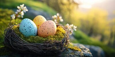 vistoso Pascua de Resurrección huevos anidado en un natural nido rodeado por floreciente flores en un soleado primavera ajuste foto