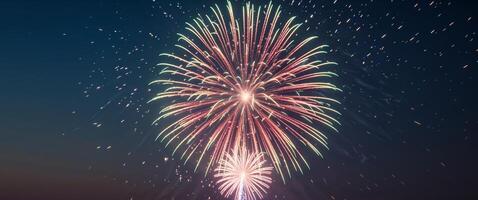 Stunning Solo Firework Display Illuminating the Night Sky Perfect for Celebrations and Festive Backgrounds photo