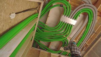Installation of green air ventilation duct in a new construction project in a residential building video