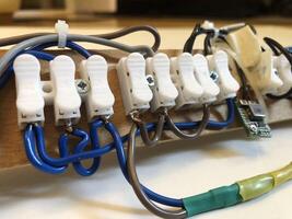 mounting terminal block photo