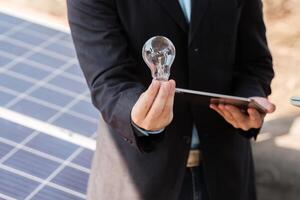 Sustainable business demonstration. Professional showcasing innovations in solar energy solutions. photo