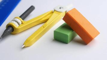 Ferramentas para preciso Medidas e limpar \ limpo linhas dentro arte e Projeto video