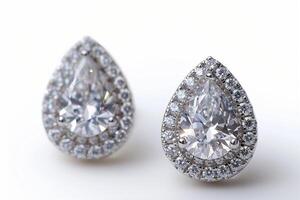 Pear shaped diamond stud earrings photo