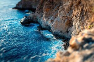 A view of the ocean from a cliff photo