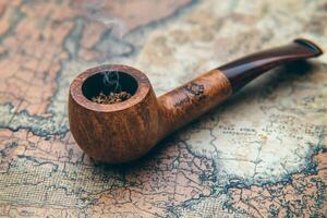 Crafting stories with a timeless tobacco pipe photo