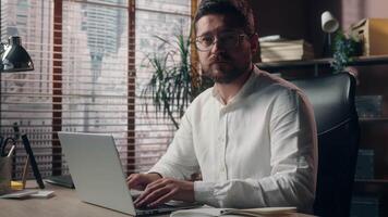 Displeased Caucasian male entrepreneur worker programmer man working laptop job showing thumb down leader businessman disapprove executive negative reaction guy disagree bad gesture failure in office video