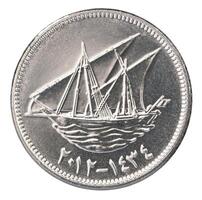 A coin with a ship on it photo