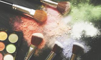 The role of brushes in creating unique textures and image details photo