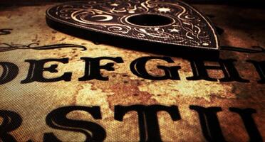 Witchcraft Spiritual Game Ouija Board 21 photo