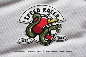 Mockup snake in racer's helmet Patch Logo, perfect for patch on jacket, image on t-shirt, etc psd