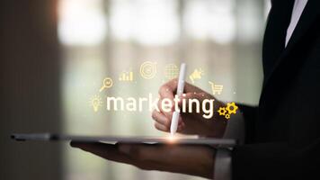 promoting sales and analyzing data, Online Sales, Targeted advertising, improving and planning to increase sales, searching and serving customers, photo