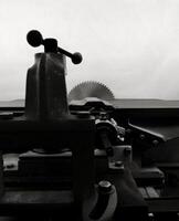 Table Rotating Saw Machine Detailed Photo