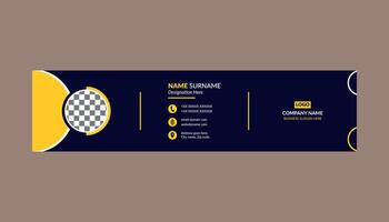 Modern Email Signature Design. Innovative Template Display for Promotional Campaign. vector