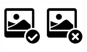 Right Image and Wrong Image in black color vector