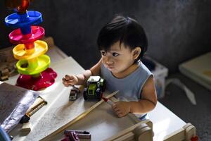 Toddlers Are Learning How To Draw photo