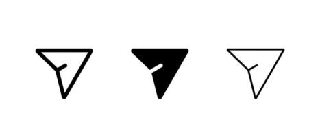 Share arrow icon set. Send message button sign symbol vector