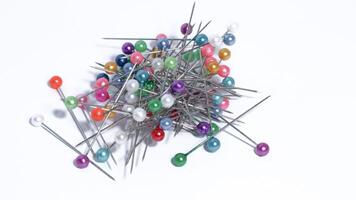Safety pins are usually used to attach cloth and hijab. Opaque straight safety pin. Made of stainless steel with a pointed tip photo