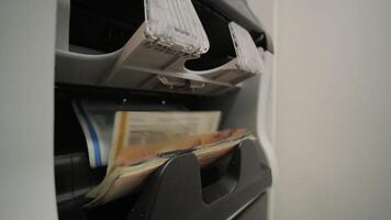 Money Counting Machine Counting Euro and Multiple Currencies video