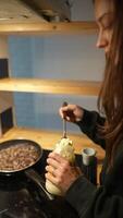 The Art of Mixing Ingredients Skillfully to Create Delicious Meals for Everyone to Enjoy video