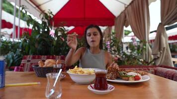 Enjoying a Wonderful Dining Experience in a Cozy and Inviting Restaurant with a Delicious Meal video