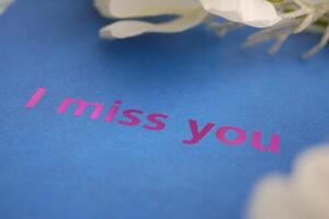 Message of longing on a heartfelt greeting card photo