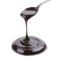 A Rich, glossy chocolate syrup elegantly drips from spoon, creating smooth, tempting swirl on transparency background. luscious texture and deep color evoke sense of indulgence and sweetness png
