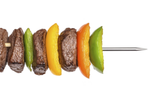 A skewer with grilled beef, green, yellow, and orange bell peppers on metal stick, isolated on transparency background. vibrant colors and juicy texture create appetizing look png