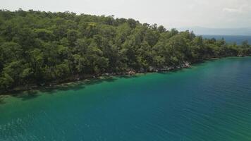 Takeoff from Karaca shore with drone elevation in Turkiye video