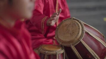 A musical performance of Gambang Kromong, a traditional Betawi orchestra from Jakarta that blends gamelan instruments with Chinese instruments like the sukong, tehyan, and kong'ahyan video