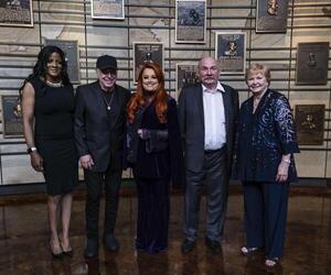 Medallion Ceremony at the Country Music Hall of Fame and Museum
