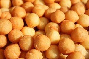 Enjoy these Delicious Golden Fried Snack Balls that make for an excellent appetizer choice photo