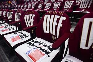 Playoffs-Indiana Pacers at Cleveland Cavaliers