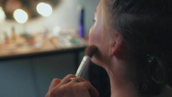 yebrows are combed with a spoolie brush. Hairs align neatly. The frame of the face is set video
