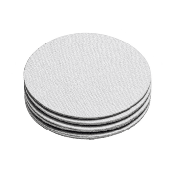 apilar de redondo, blanco, texturizado portavasos es pulcramente organizado, exhibiendo su sencillo y minimalista diseño. estos portavasos son ideal para proteger superficies desde bebida manchas y añadir toque png