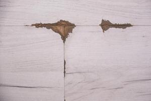 poor quality light laminate was damaged during use photo
