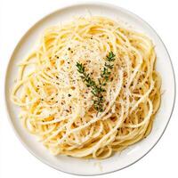 A vibrant plate of tonnarelli cacio e pepe, featuring long, square-cut spaghetti tossed with pecorino romano cheese, black pepper, and a touch of pasta water to create a creamy sauce, a simple yet photo