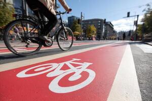 Exploring Safe and Sustainable Cycling Infrastructure and Urban Planning for Active Transportation Initiatives photo