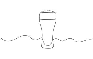 Continuous one line drawing of beer glass with foam. Craft drink alcohol ale in simple linear style. ontinuous one line drawing of beer in a glass, outline style illustration. vector