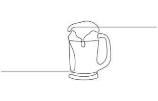 Continuous one line drawing of beer glass with foam. Craft drink alcohol ale in simple linear style. ontinuous one line drawing of beer in a glass, outline. vector