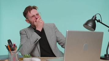 Tired bored business man yawning, sleepy feeling somnolent lazy, overworked, lack of sleep video