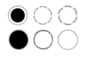 Doodle round frame border set, hand drawn circle, scribble shape, simple template vector