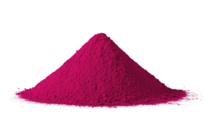 Vibrant pile of magenta powder is displayed against transparency background, showcasing its fine texture and rich color. powder is neatly arranged conical shape, highlighting its smooth surface png