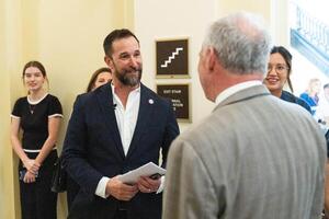 Noah Wyle on Capitol Hill
