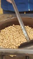 Roasting chickpeas in a traditional method video