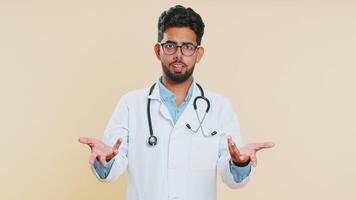 Angry doctor man asking why what reason of failure irritation disbelief by troubles conflict quarrel video