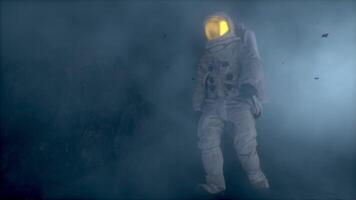 3d rendering. Astronaut walking on a foggy alien planet. video